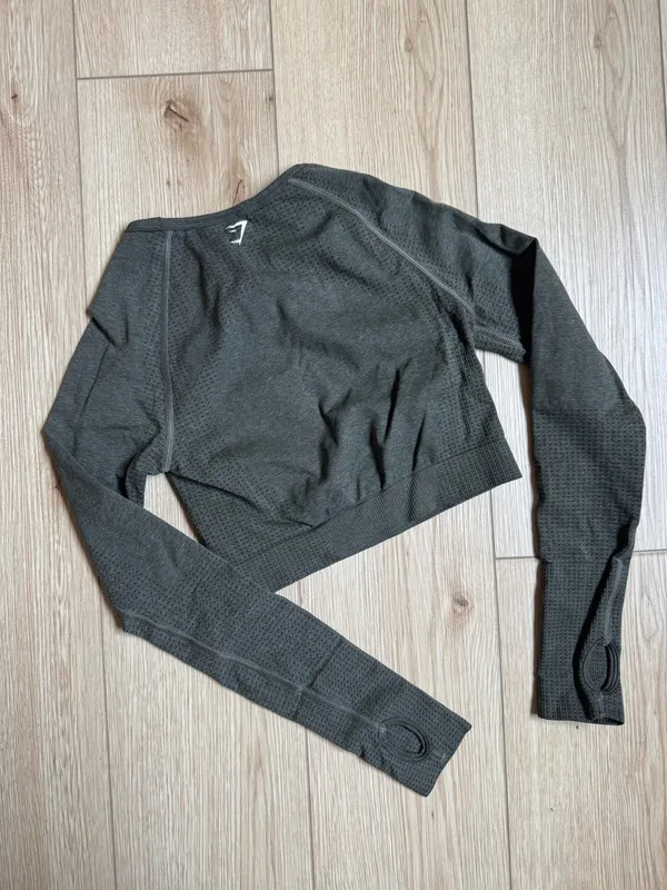 Gymshark Long Sleeve Crop Top - Image 5