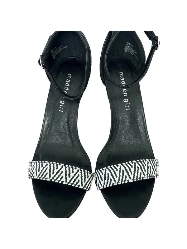 Steve Madden Women's Black and White Open Toe Sandals Size 7 - Image 3