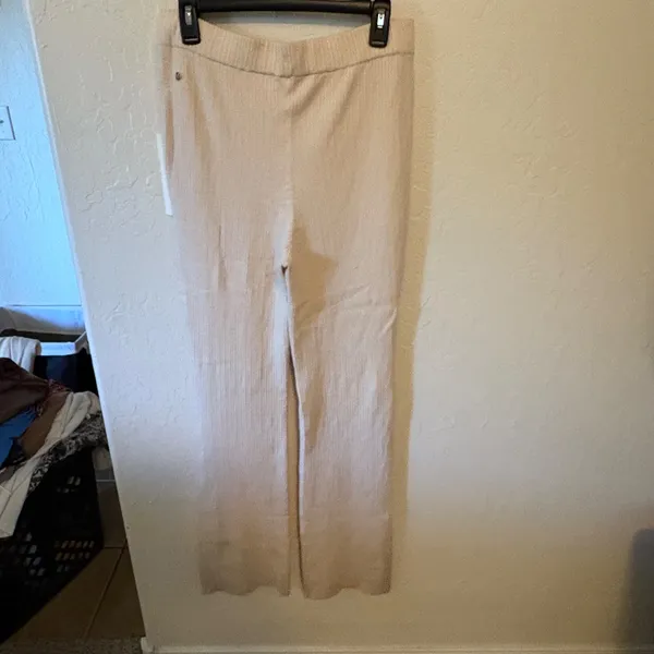 Lululemon Ribbed Merino Wool-Blend Pant. NWT Sz Large Color: Bone - Image 2