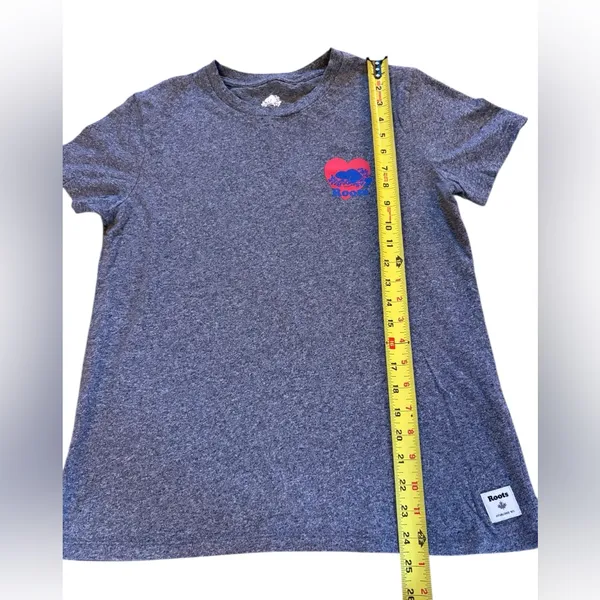 Roots Heathered Gray Love is Love Rainbow Pride Graphic Womens Size Medium - Image 7