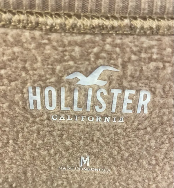 Hollister Beige Crewneck - Image 2
