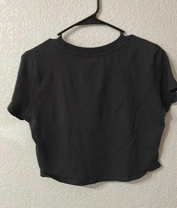 Pura Vida Crop Top - Image 2