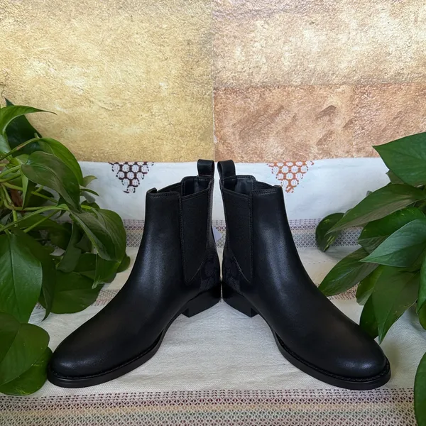 NEW Coach Women’s Meredith Signature Canvas Chelsea Ankle Black Boots, Size 6B - Image 5