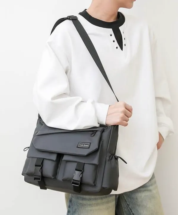 Cool crossbody bag Black - Image 4