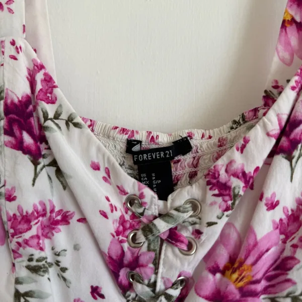 Forever 21 Pink Floral Tank Top - Image 2