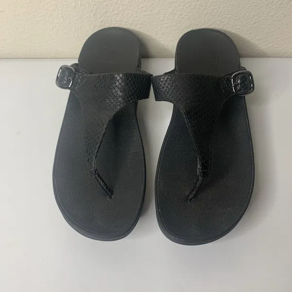 FitFlop Black Snake Skin Wobble Board Sandals SZ 9 Comfort Flip Flops Summer - Image 4