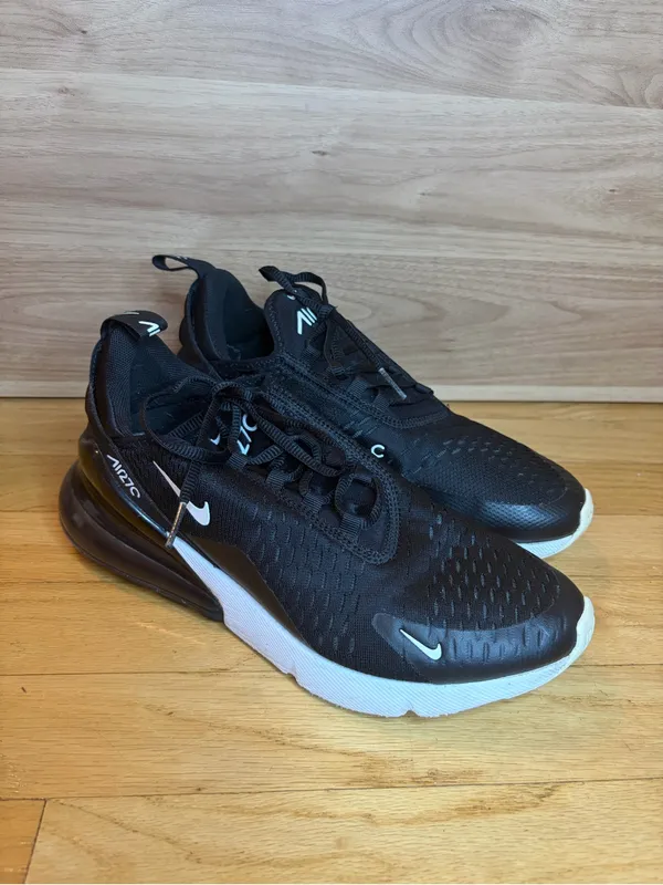 Nike Women's Air Max 270 Black Sneakers - Size 9 - Image 2