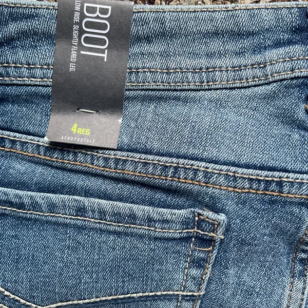 Aeropostale Bootcut Jeans 4 Regular Low Rise Flared Stretch Denim NWT - Image 3