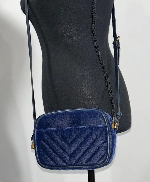 J. Crew Blue Chevron Crossbody Bag - Image 3
