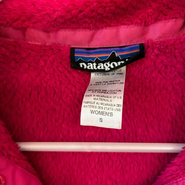 Pink Patagonia Fleece - Image 3