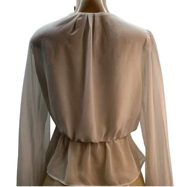 Express Size Small White Sheer Criss Front Long Sleeve Blouse. Preloved - Image 6