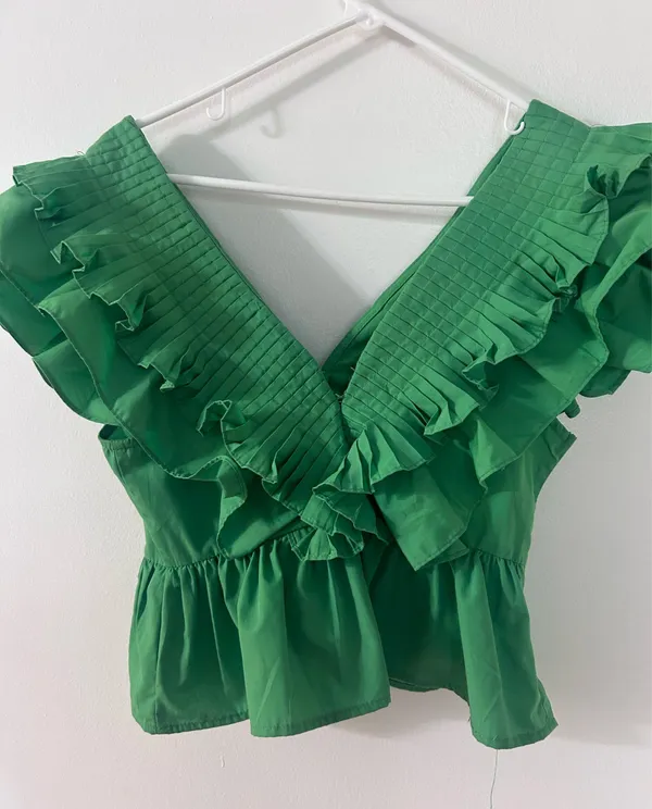 Entro green ruffle top  - Image 3