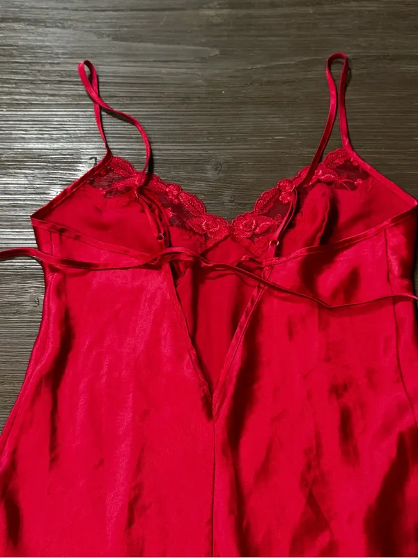 Y2K Vintage Victoria's Secret Red Satin Lace-Trim Chemise - Image 5