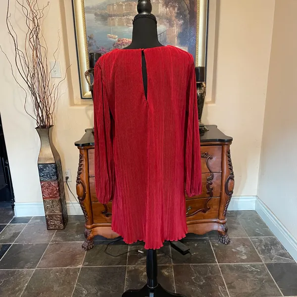 Abercrombie Red Accordion Pleat Long Sleeve Shift Dress - Image 2