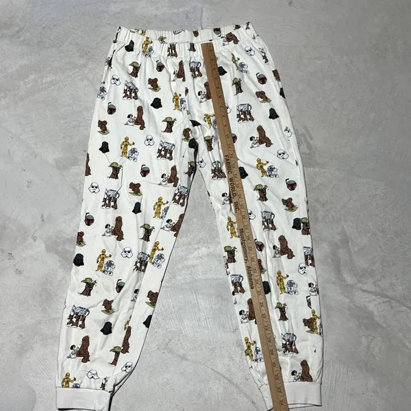 Disney Pajama Bottoms Men's SZ M AOP Star Wars Loungewear Pants Yoda Chewy - Image 7