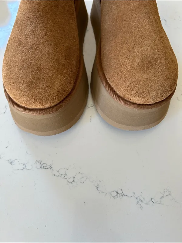 UGG Classic Dipper Platform Boot - Women's, Chestnut, size 8, NWT no box - Image 10