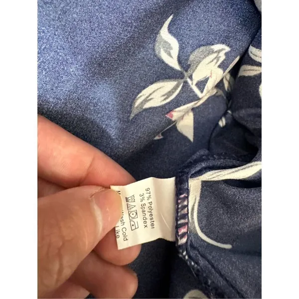 Floral silk tank top size large Blue - Image 6