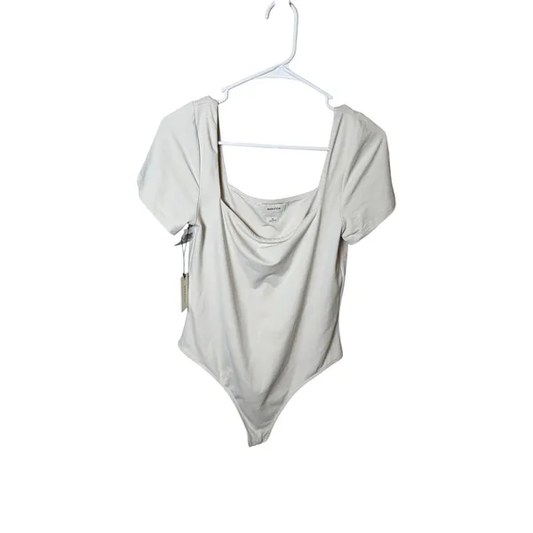 Aritzia Bodysuit Babaton NWT Contour Matte Pearl Short Sleeve Size XL - Image 4