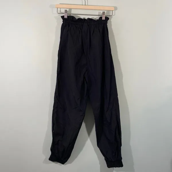 Reebok Women's Black Nylon Lightweight Windbreaker Pants Size XS - Image 6