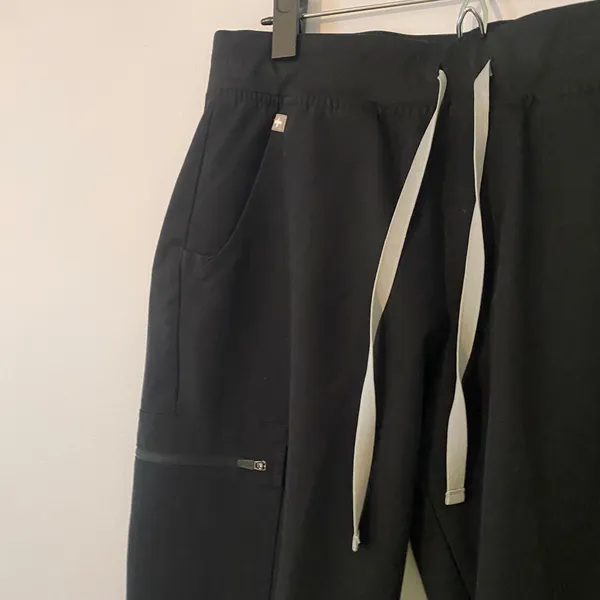 FIGS Black Zamora Jogger Scrub Pants Uniform Nurse Dr Women's size Medium Petite - Image 3