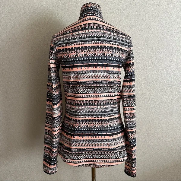 NIKE Pro Dri-Fit Hyperwarm Aztec Print 1/2 Zip Pullover Long Sleeve Top Sz. M - Image 7