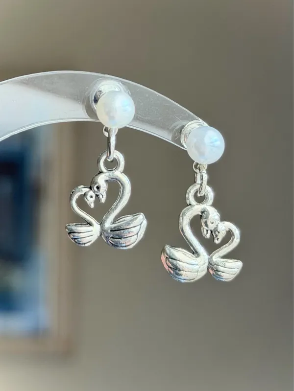 Handmade fairy whimsy cottage swan dangle earrings  🦢🩵 - Image 2