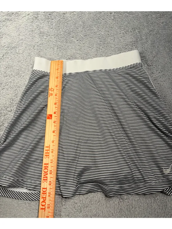 Nike Women's Black & White Striped Skort small - Image 6