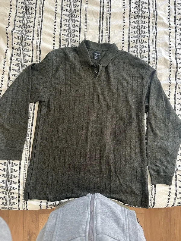 Van Heusen Men’s Long Sleeve dark green XL - Image 4