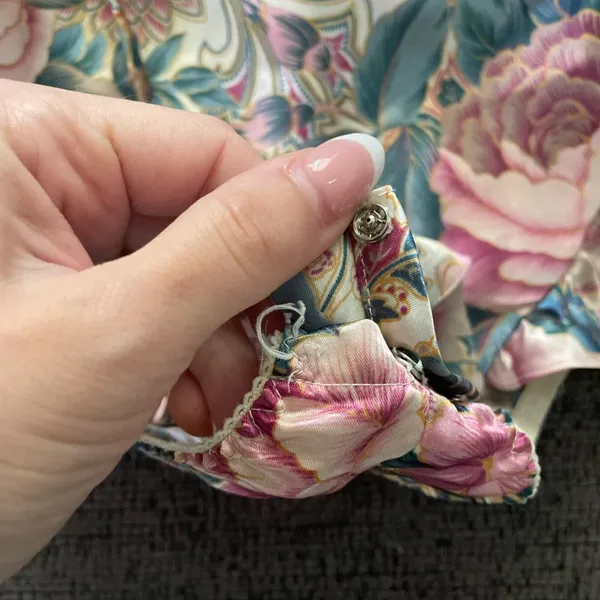 Vintage Victorias Secret Floral Satin Ruffle Teddy Bodysuit Sz Medium‎ - Image 3