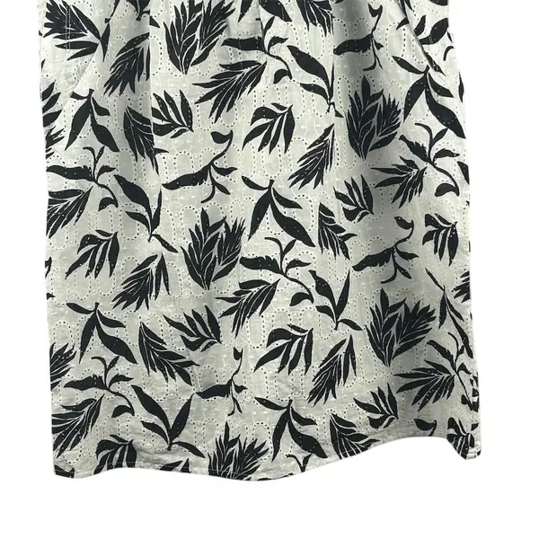 LOFT Women's Sleeveless Floral Eyelet Tank Top White Size S‎ Casual - Image 3
