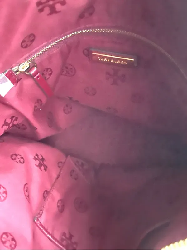 Tory Burch Burgundy Leather Shoulder Bag with Gold Hardware Burgundy color - Image 6