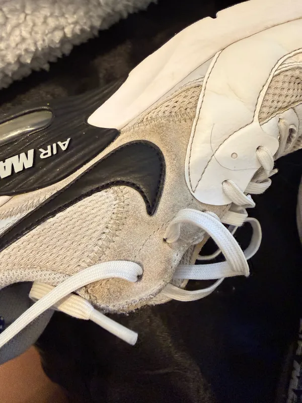 Nike Air Max Black and White/Cream - Image 7
