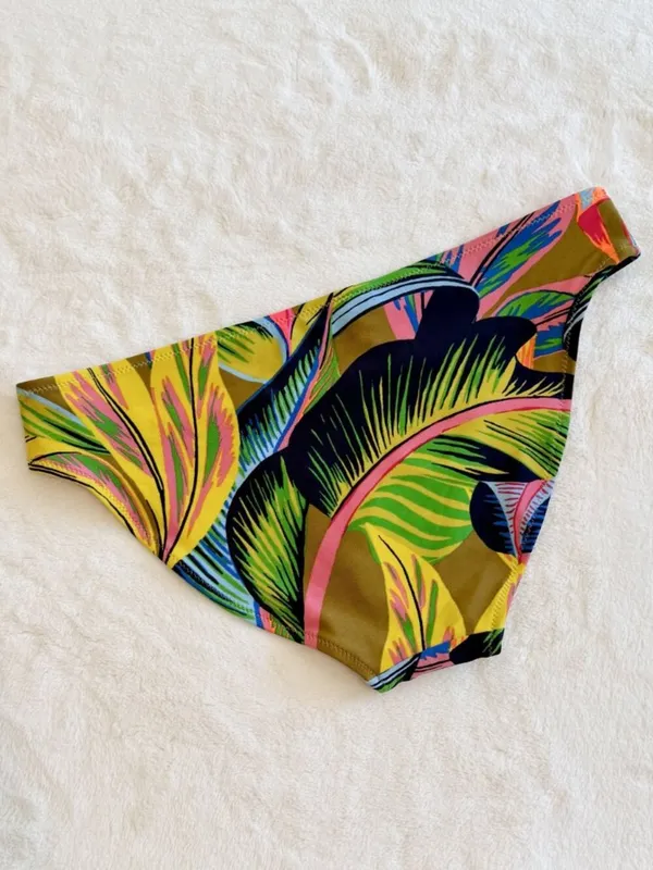 NWT Aerie Bright Heirloom Floral Tropical Print Bikini Bottoms - Size: Small - Image 3
