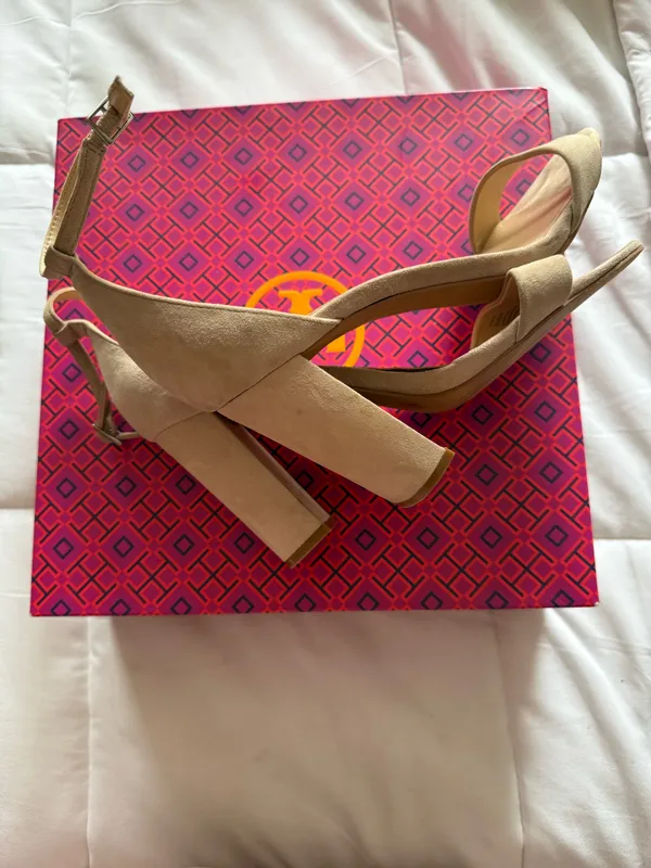 Vince Camuto Heels - Image 3