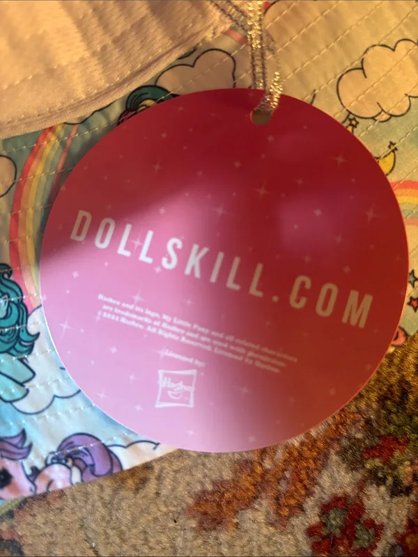 NWT MLP dollskill bucket hat - Image 3
