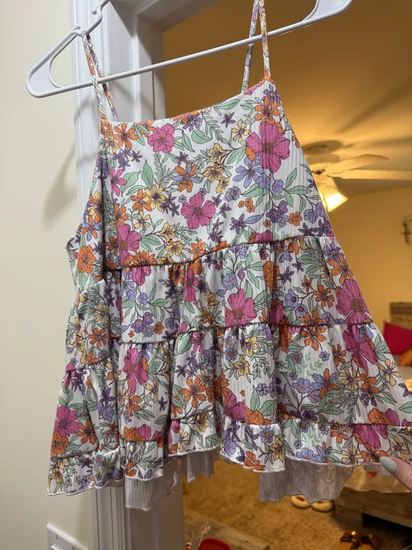 Boutique Floral Top - Image 2