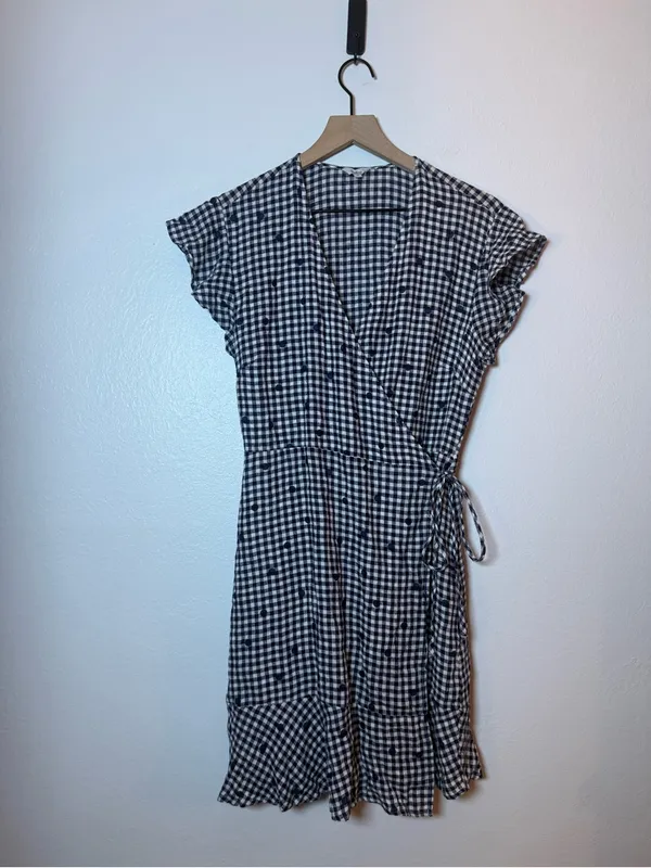 Rails Leanne Wrap Dress in Navy Gingham Dots‎ - Image 2