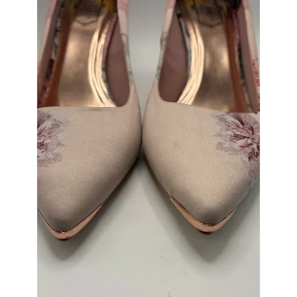 Ted Baker London Pink Floral Satin Pointed Toe Pumps Rose Gold Accents Size 41 - Image 5