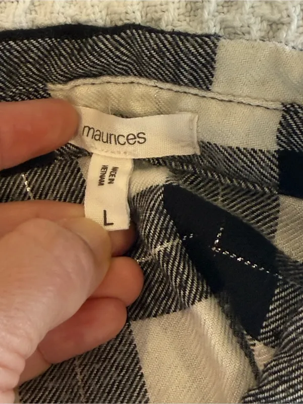 Maurices Black White Plaid Flannel Button Down Shirt Large - Image 6
