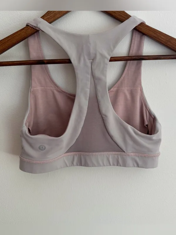 lululemon Invigorate Bra Women’s Size 6 Faint Coral Light Pink Racerback - Image 2