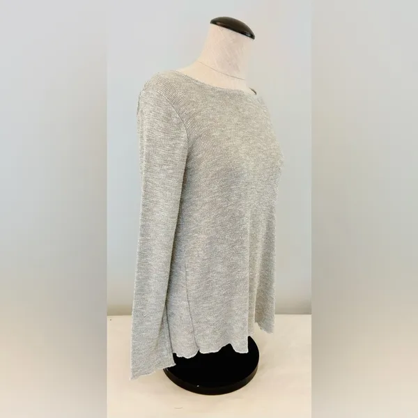 Abercrombie & Fitch Beige Long Sleeve Split Black Top size Small - Image 11
