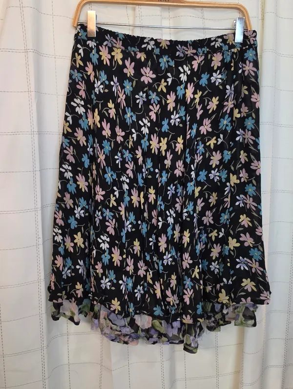Reversible Floral Skirt Purple Size L - Image 3