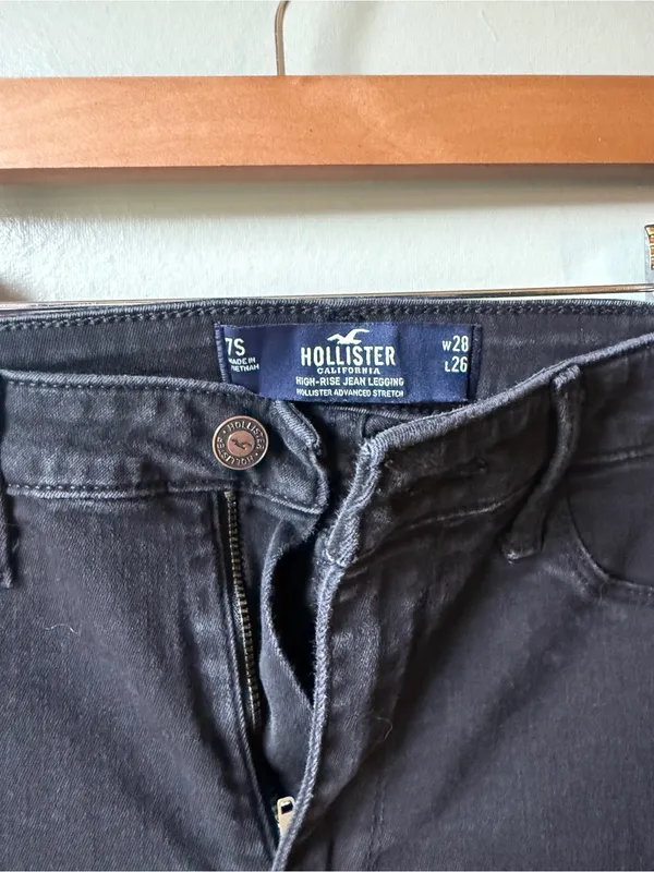 Hollister Women’s High-Rise Jean Leggings Black Skinny Jeans Size 7S / 28 - Image 2