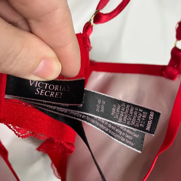 Victoria's Secret red lace strappy very sexy Push up bra women's‎ size 36DD - Image 4