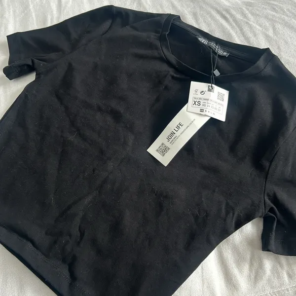 NWT Zara Basics Black Cropped Mini Tee Size XS‎ - Image 3