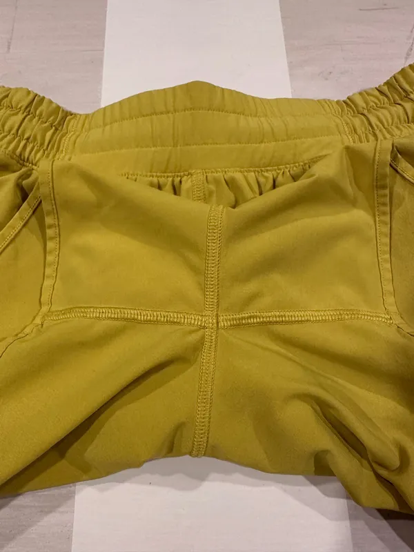 lululemon hotty hot short ii lr low rise lined long 4” soleil yellow 4 W7AWBT - Image 10