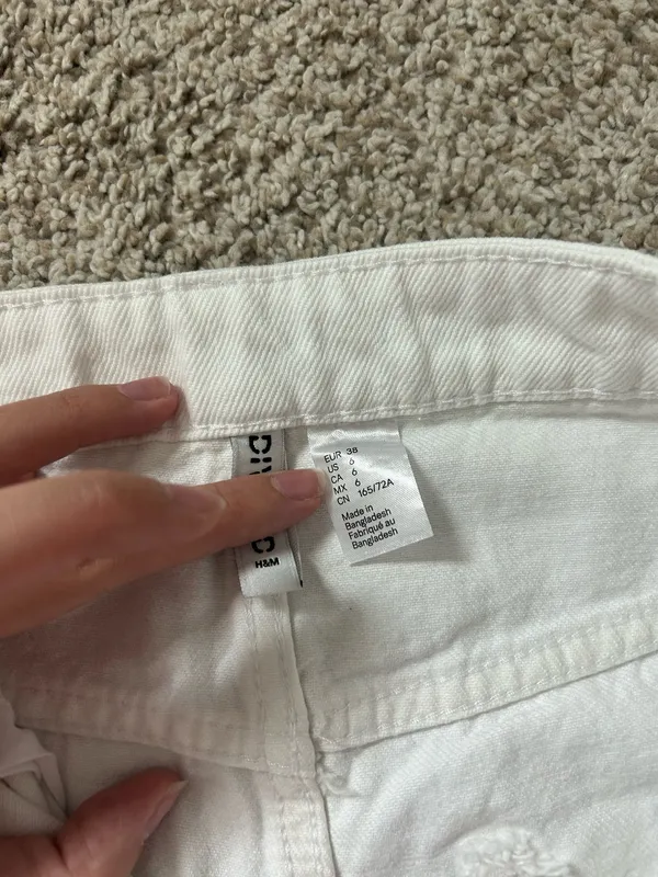 Women’s white wide leg belted jeans H&M - Image 9