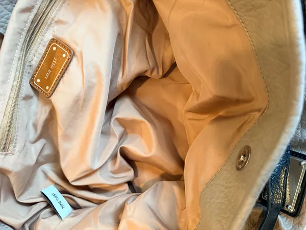 Nine West Purse Leather - Image 5