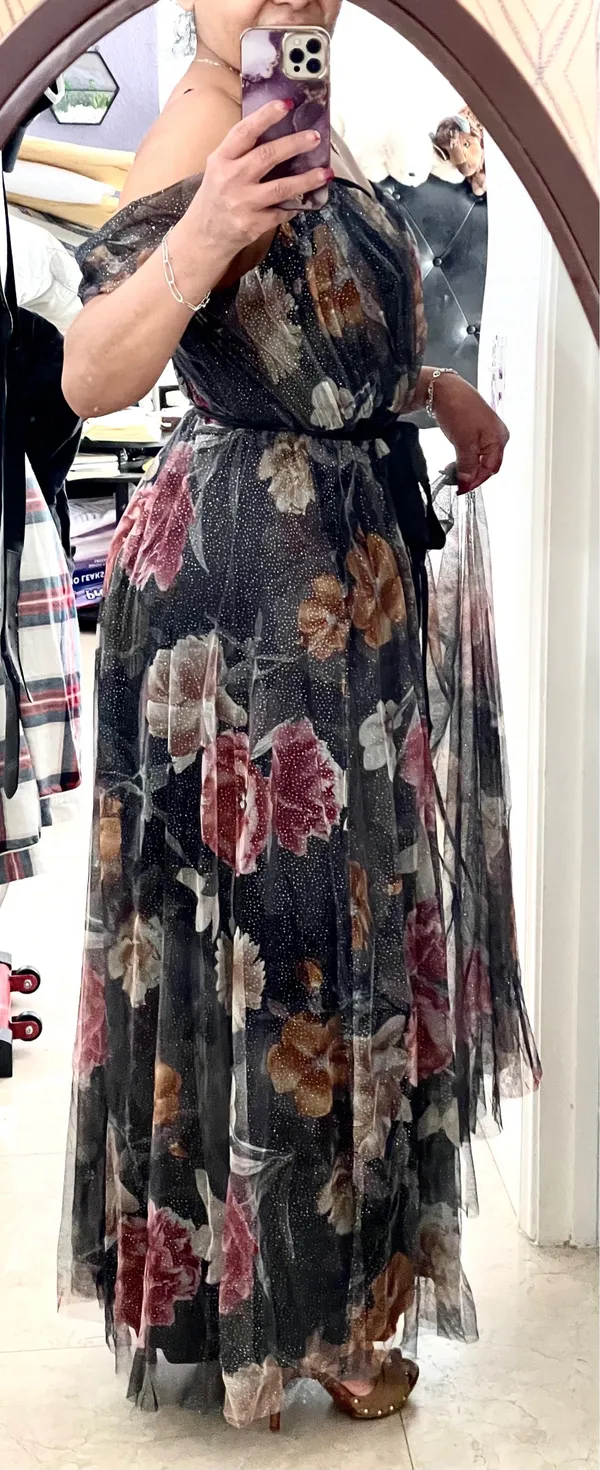 Brand New Candalite Formal Floral Maxi Dress - Image 5