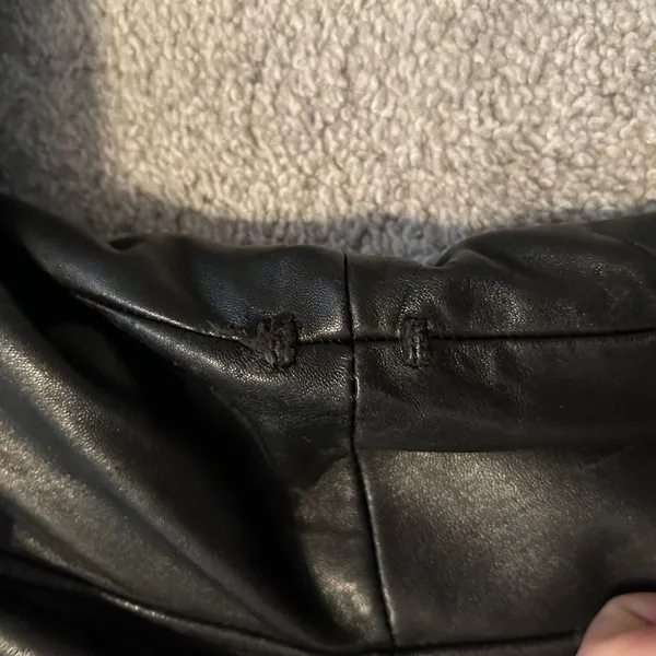 Genuine leather jacket by Cougar women's‎ large soft leather - Image 11
